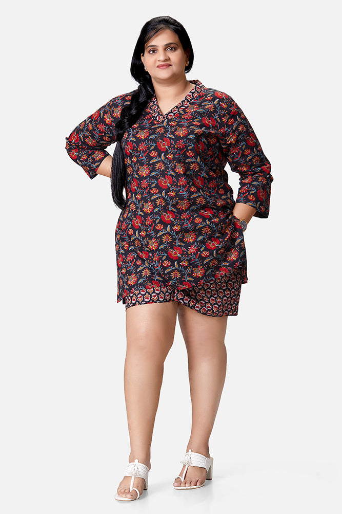 Black Corsage Top with Shorts